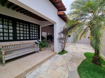 Foto 01 · IMÓVEL COM EXCELENTE LOCALIZAÇÃO NO BAIRRO SÃO LUCAS EM PATROCÍNIO-MG.