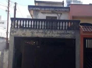 Casa · 200m² · 4 Quartos · 2 Vagas · Sobrados em terreno 5 x 40 metros com 2 imóveis