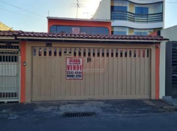 Casa · 320m² · 7 Quartos · 4 Vagas · SRES QD 04 | Sobrado com 6 quartos e garagem para 4 carros  aceita financiamento