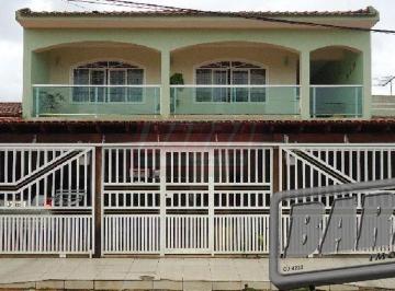 Casa · 329m² · 4 Quartos · 3 Vagas · QE 30 | Sobrado reformado com 4 quartos  sendo 1 suíte com closet  4 vagas  acei