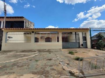 Casa · 230m² · 3 Quartos · 4 Vagas · Casa de 03 quartos à venda em TAGUATINGA NORTE, BRASILIA