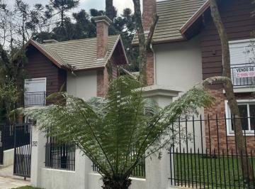 Casa · 114m² · 3 Quartos · 1 Vaga · Casa Nova com 3 Suítes em Condomínio Exclusivo na Vila Suzana, Canela
