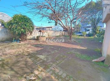 Casa · 151m² · 1 Quarto · Venda de Terreno em Lugar Tranquilo e Excelente Localização