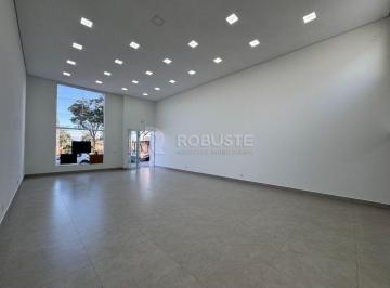 Comercial · 110m² · 2 Vagas · Salao Comercial de 110m para Alugar na Vila dos Lavradores em Botucatu amplo com estacionamento