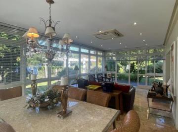 Casa · 232m² · 3 Quartos · Residência de Alto Padrão em Condomínio Charmoso na Região de Laje de Pedra, Can