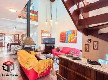Casa · 331m² · 3 Quartos · 5 Vagas · Sobrado de Alto Padrão no Bairro Campestre – Santo André