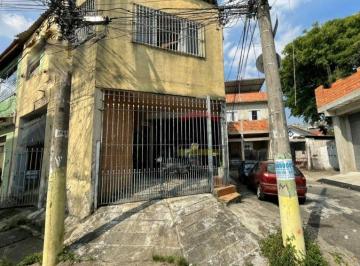 Casa · 240m² · 2 Vagas · Imirim - Sobrado 02 vagas para venda, contendo 6 casas, para fazer renda com locações !