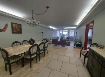 Apartamento · 205m² · 3 Quartos · 2 Vagas · Apartamento à Venda Avenida Vicente de Carvalho, Gonzaga - Santos