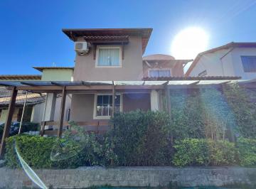 Casa de 3 quartos, Cabo Frio · Imperdível: Casa Duplex à venda no Peró, 3 quartos, 2 suítes, 165m².
