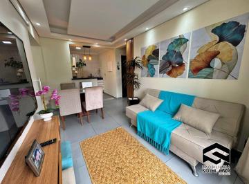 Apartamento · 70m² · 2 Quartos · 1 Vaga · REFORMADO, LADO PRAIA!