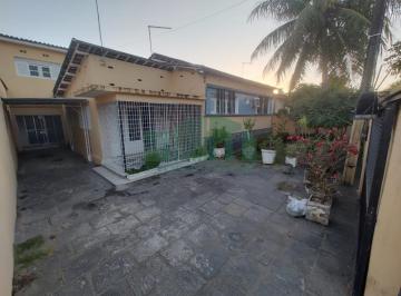 Casa · 202m² · 5 Quartos · 2 Vagas · Casa com 05 quartos em bairro novo, Olinda/PE