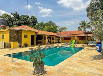 141bfe8f3907c97e4a6954b77f7d27cd757d7957 · Chácara à venda, 3 quartos, 1 suíte, piscina, Condomínio Mosteiro de Itaici, Indaiatuba.