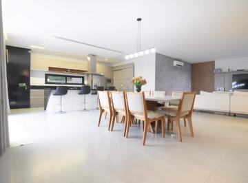 Casa · 235m² · 4 Quartos · 3 Vagas · VENDO CASA MARAVILHOSA EM CONDOMÍNIO COM USINA DE GERAÇÃO PRÓPRIA DE ENERGIA