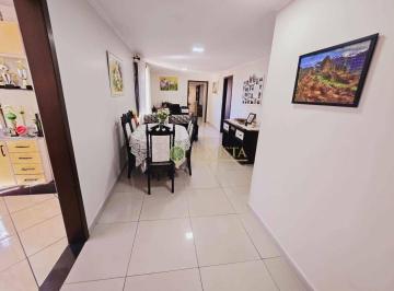 60461e0f9abfa8cb39d0b55af9eb4894f86e2078 · Casa com 4 quartos e churrasqueira em Florianópolis/SC.