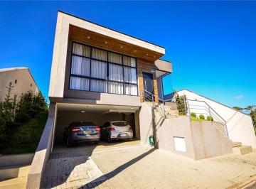 Casa de 3 quartos, Colombo · linda casa em condominio fechado