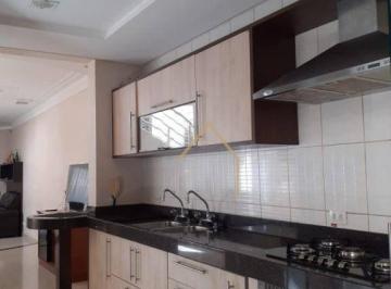 44adcbec3a96756575317680ee8dac0bdb50c06d · Casa com 3 dormitórios à venda, 176 m²