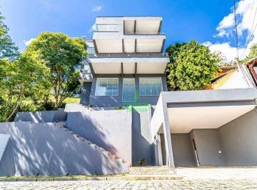 e2bc1b420afdd1b79f6f298de6227562e2c7b6dd · Casa triplex 4 suites em condominio