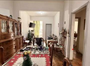 Apartamento de 3 quartos, Rio de Janeiro · Quadra da praia, junto rua Paissandu. Sala ampla, 3 Quartos, dependências e 1 vaga escritura