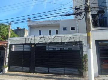 Casa · 190m² · 3 Quartos · 4 Vagas · Sobrado à venda no Tucuruvi, de 190m². Com 3 suítes, sala e 4 vagas de garagem.