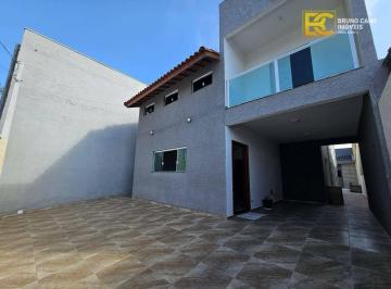 f19b922c6b04e537c5fc807bcd1546d156c217fe · Sobrado com 4 dormitórios e Piscina - Peruíbe/SP