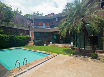 Casa · 630m² · 3 Quartos · 4 Vagas · Casa Reformada - Jardim Guedala - 3 Suítes - 595m².