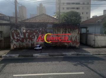 Casa · 500m² · 2 Quartos · 5 Vagas · Terreno Bem localizado no centro de Guarulhos .
