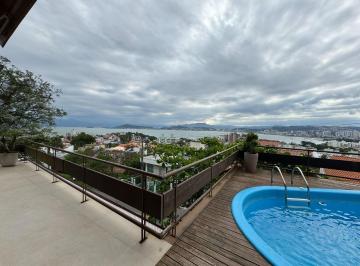 8f3e31867e7499e687a42894e710887bc847a28f · Casa com piscina, Vista Mar e 3 quartos no bairro Itaguaçu, em Florianópolis.