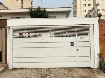 Casa · 210m² · 3 Quartos · 4 Vagas · Casa  à Venda no Campo Belo - 3 Suítes, 4 Vagas e Excelente Localização