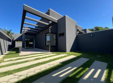 Casa · 82m² · 2 Quartos · 3 Vagas · O Lar dos Seus Sonhos no Bairro Santa Luzia!