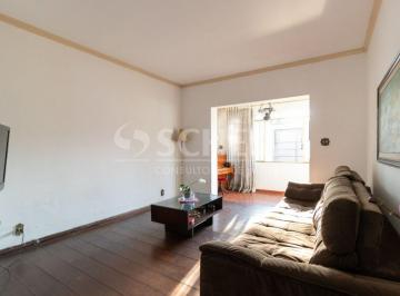 Casa · 200m² · 3 Quartos · 6 Vagas · Sobrado á Venda no Alto da Boa Vista com 200m², 3 quartos sendo 1 suíte, 6 vagas.