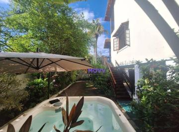 094eced0433fa9128b0d668a31321dd7b326c2f8 · Casa à venda, 315 m² por R$ 1.399.000,00 - Piratininga - Niterói/RJ