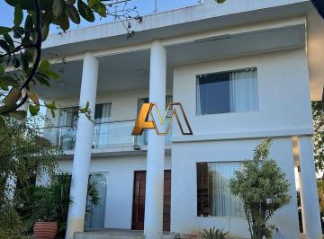 Casa · 394m² · 4 Quartos · 4 Vagas · Casa à venda no bairro Busca Vida - Camaçari/BA