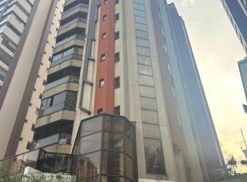 Apartamento de 3 quartos, São Paulo · Apartamento no Anália Franco com 3 suites