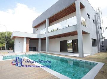 Casa de 5 quartos, Eusébio · Belíssima casa com 5 suítes e fino acabamento no Jardins Ibiza.