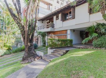 111701_i0ia05hw67M23J54815_111701606b530b3b6d5.jpg · CASA AMPLA, COM PISCINA EM EXCELENTE LOCALIZAÇÃO!