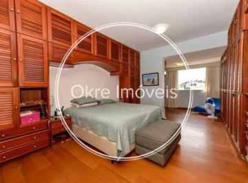 Apartamento · 168m² · 4 Quartos · 2 Vagas · Cobertura linear na Rua Pompeu Loureiro com 4 Quartos sendo 3 suítes com armário