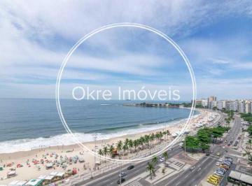 Apartamento · 30m² · 1 Quarto · Cobertura - / Residencial / Copacabana