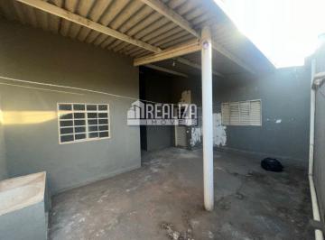 img0 · Casa com 1 Quarto(s) e 1 banheiro(s) para Alugar, 50 m² por R$ 745 / Mês