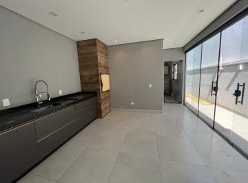 Casa · 145m² · 3 Quartos · 4 Vagas · Casa 3 quartos - Condominio Bella Vitta