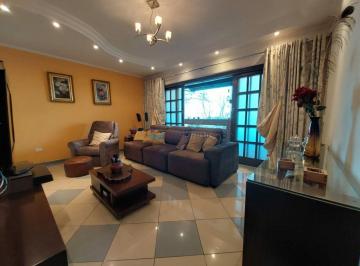 Casa · 313m² · 3 Quartos · 2 Vagas · Sobrado, Pauliceia, Alto Padrão 3 dormitórios e 2 vagas