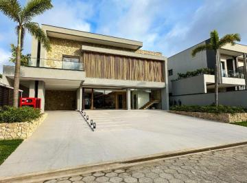 Casa · 1676m² · 7 Quartos · 6 Vagas · Conheça o refúgio perfeito ! Casa de praia à venda no Condomínio Acapulco em Guarujá.