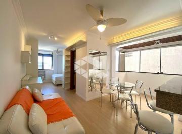 643905_iA6yOI59M88_6439056720df2a3b024.jpg · Apartamento 1 Dormitorio com 1 vaga escriturada Bairro: Passo da areia