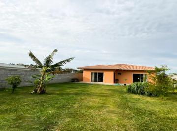 Casa · 77m² · 3 Quartos · 4 Vagas · Casa com Amplo Terreno em um Loteamento na Guarda do Cubatão em Palhoça/SC