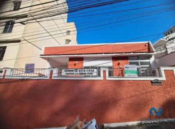 Foto 01 · Casa para venda ou locação em Nova Iguaçu-RJ, bairro Joana D'arc: 3 quartos, 1 suíte, 1 sala, 1 vaga