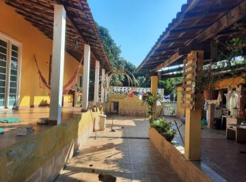 Foto 01 · Encantadora Chácara à Venda em Caçapava - SP, 2 Casas,  Salas, Banheiros, 2 Vagas, terreno com 1032m