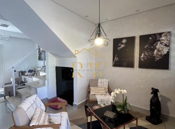 Casa · 128m² · 3 Quartos · 2 Vagas · **Imperdível Sobrado no Condomínio Parque dos Guarantãs!**
