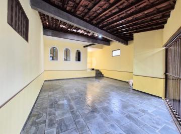 Casa · 160m² · 2 Quartos · 4 Vagas · Sobrado a Venda junto ao Shopping Maia