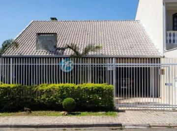 Casa · 226m² · 5 Quartos · 4 Vagas · Residência no Capão da Imbuia – 226 m² útil