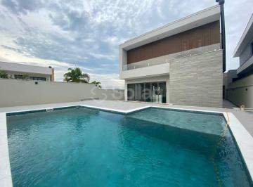 Casa · 351m² · 4 Quartos · 4 Vagas · Casa nova à venda no Condomínio Reserva das Palmeiras em Valinhos - interior de São Paulo.