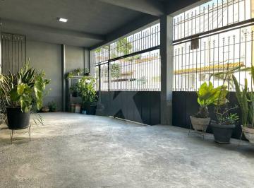 Casa · 200m² · 2 Quartos · 2 Vagas · Sobrado com 2 Quartos, Varanda, 2 Vagas de Garagem na Vila Guilherme